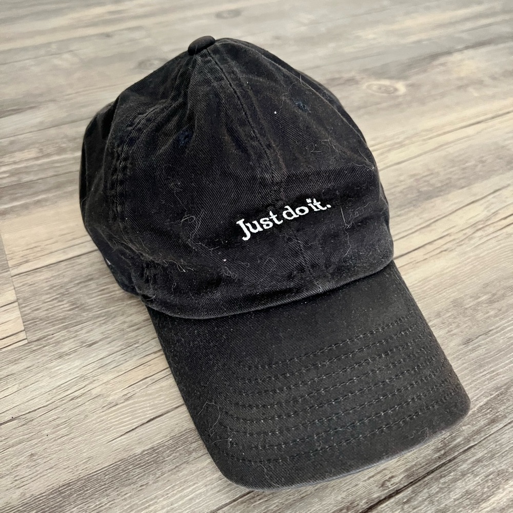 Nike Black 'Just do it.' Embroidered Cotton Cap